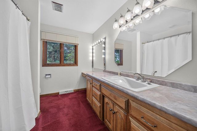 W2179 Shamrock DRIVE, Sheboygan, WI 53083