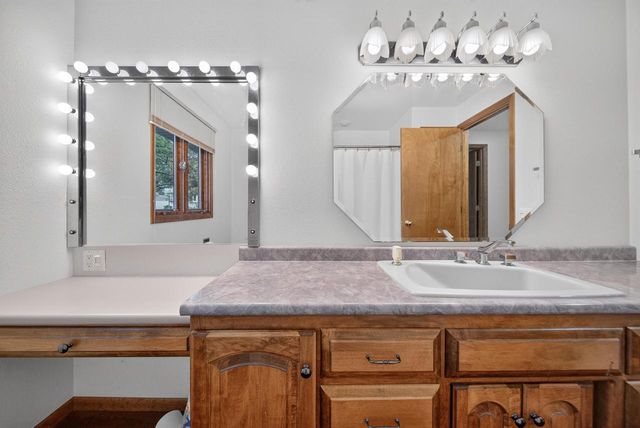 W2179 Shamrock DRIVE, Sheboygan, WI 53083