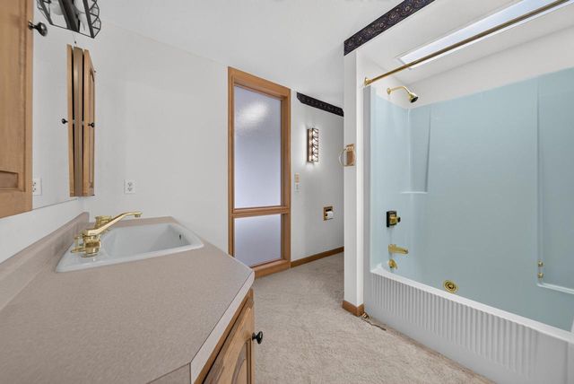 W2179 Shamrock DRIVE, Sheboygan, WI 53083