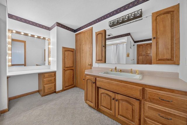 W2179 Shamrock DRIVE, Sheboygan, WI 53083