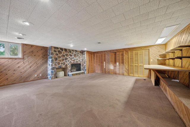 W2179 Shamrock DRIVE, Sheboygan, WI 53083