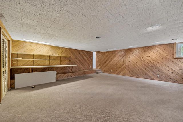 W2179 Shamrock DRIVE, Sheboygan, WI 53083