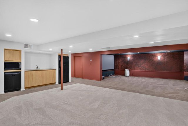 W2179 Shamrock DRIVE, Sheboygan, WI 53083