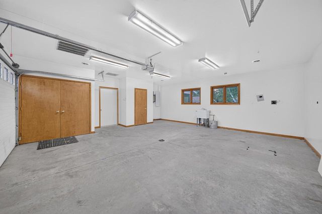 W2179 Shamrock DRIVE, Sheboygan, WI 53083