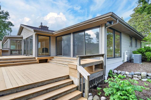 W2179 Shamrock DRIVE, Sheboygan, WI 53083