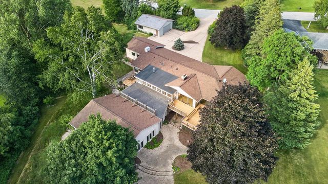 W2179 Shamrock DRIVE, Sheboygan, WI 53083