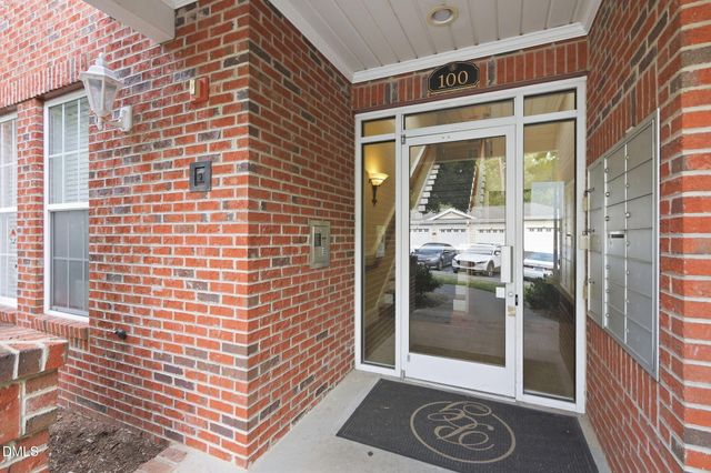 124 Providence Glen Drive, Chapel Hill, NC 27514