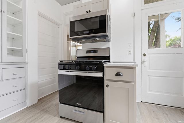 223 W Woodland Avenue, Fort Wayne, IN 46807