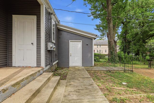 223 W Woodland Avenue, Fort Wayne, IN 46807