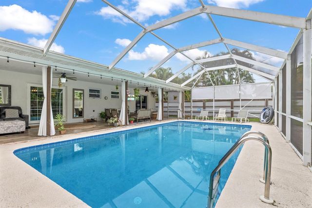 1104 NW 12th Terrace, Stuart, FL 34994