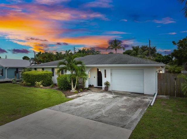 1104 NW 12th Terrace, Stuart, FL 34994