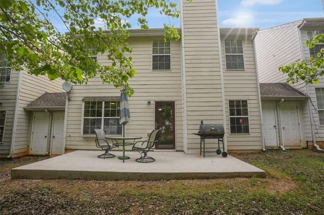 2437 Charleston Pointe Court SE, Atlanta, GA 30316