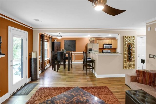 2437 Charleston Pointe Court SE, Atlanta, GA 30316