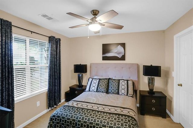 2437 Charleston Pointe Court SE, Atlanta, GA 30316