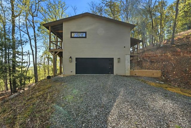 194 Quiet Woods Trail, Murphy, NC 28906