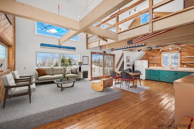 154 Cycad Avenue, York, ME 03909