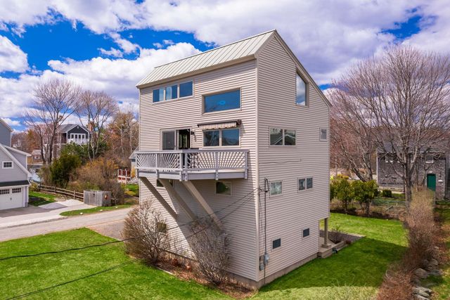 154 Cycad Avenue, York, ME 03909
