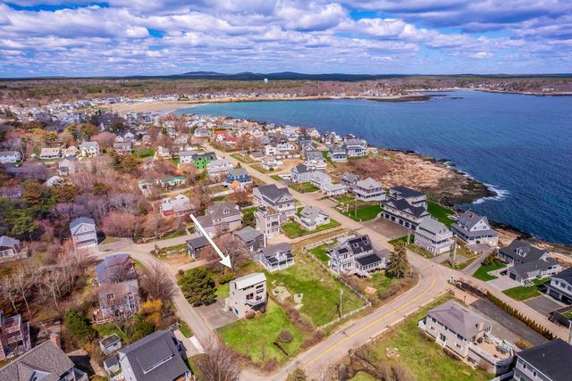 154 Cycad Avenue, York, ME 03909