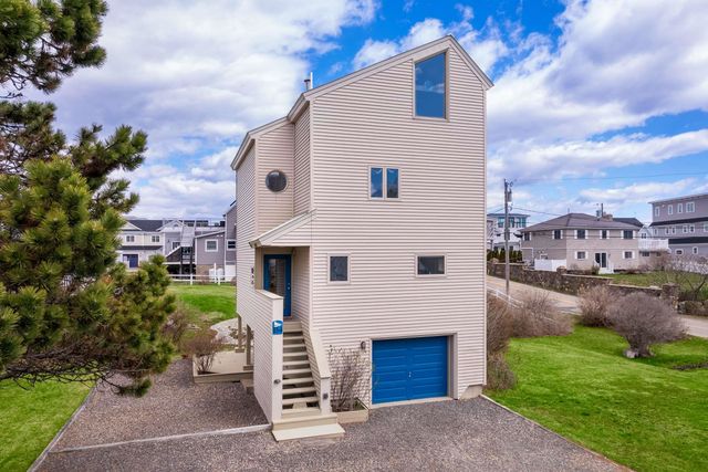 154 Cycad Avenue, York, ME 03909