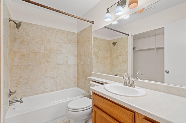 11901 Swearingen DR 63, Austin, TX 78758