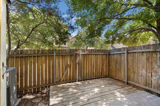 11901 Swearingen DR 63, Austin, TX 78758