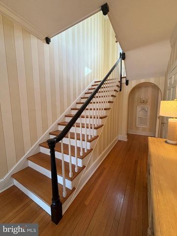 221 S HARRISON ST, Easton, MD 21601