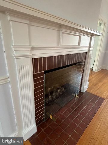 221 S HARRISON ST, Easton, MD 21601