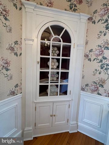 221 S HARRISON ST, Easton, MD 21601