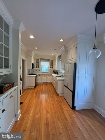 221 S HARRISON ST, Easton, MD 21601