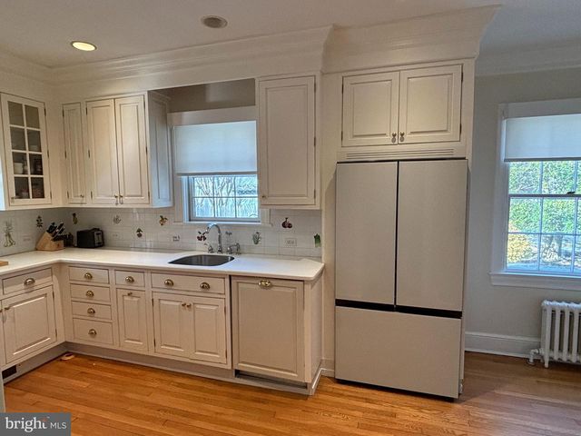 221 S HARRISON ST, Easton, MD 21601