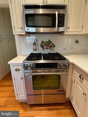 221 S HARRISON ST, Easton, MD 21601