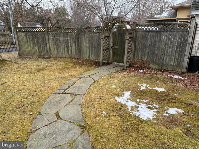 221 S HARRISON ST, Easton, MD 21601