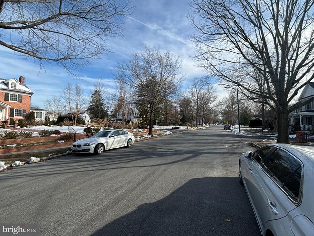 221 S HARRISON ST, Easton, MD 21601