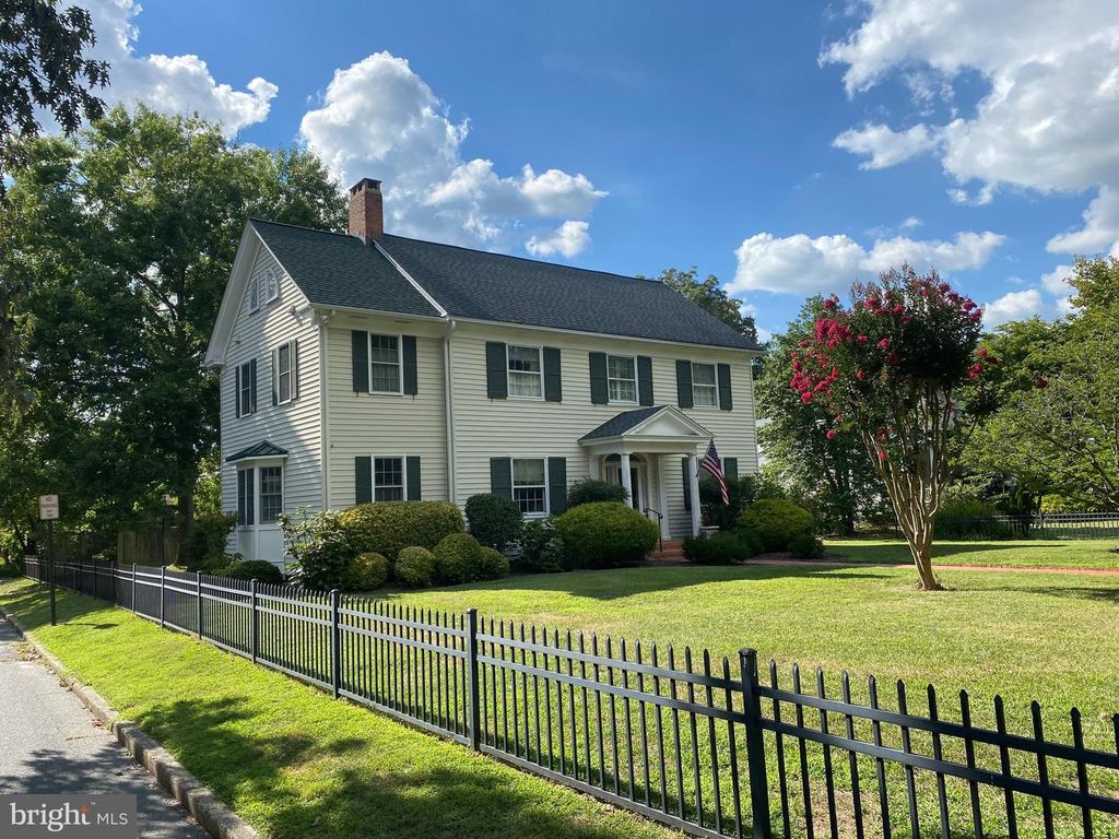 221 S HARRISON ST, Easton, MD 21601