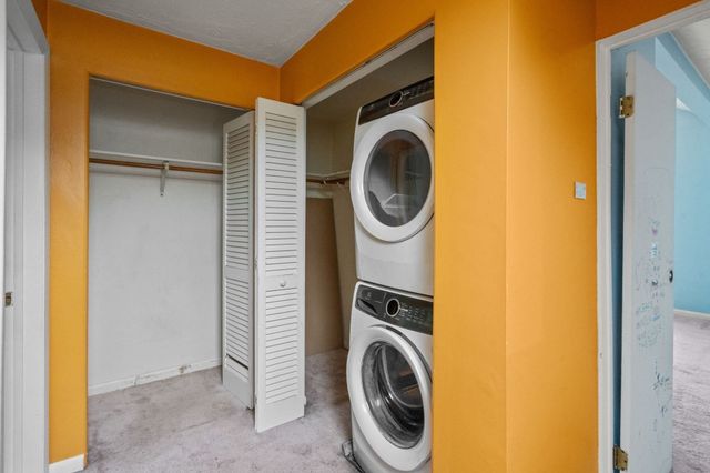 207 Lake St 77, Weymouth, MA 02189