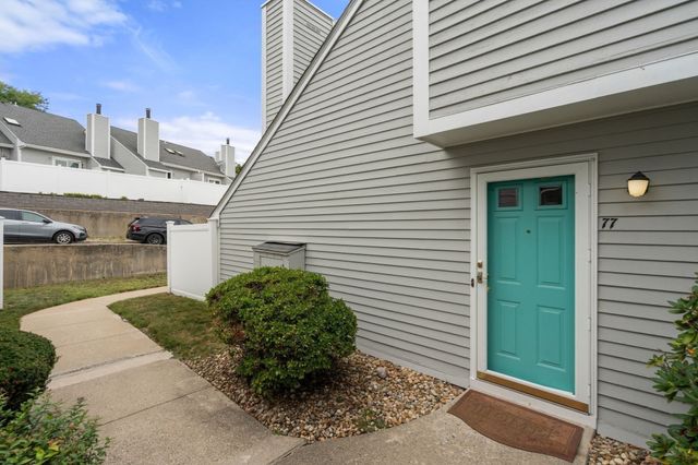 207 Lake St 77, Weymouth, MA 02189