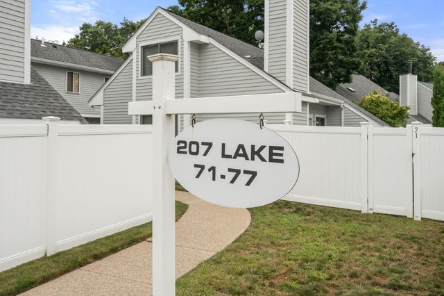 207 Lake St 77, Weymouth, MA 02189