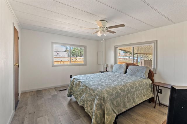 281 Lakeview Drive, Grants Pass, OR 97526