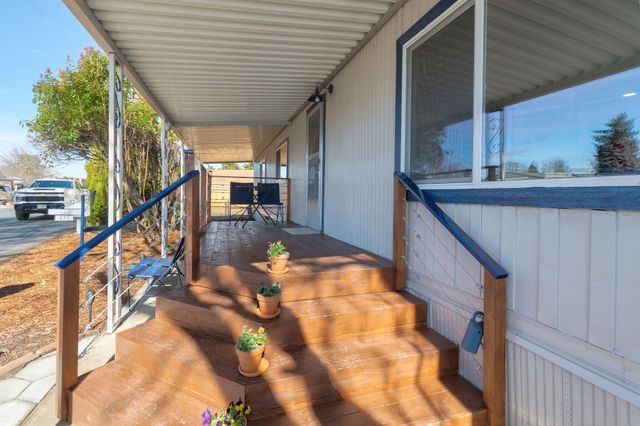 281 Lakeview Drive, Grants Pass, OR 97526