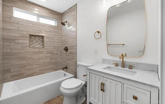 3825 Van Dyke 3, San Diego, CA 92105