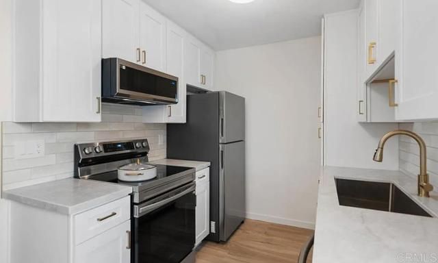 3825 Van Dyke 3, San Diego, CA 92105