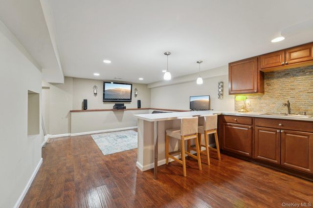 84 Townline Road, Nanuet, NY 10954