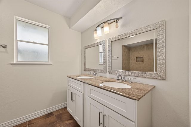 10730 Sagewind Drive, Houston, TX 77089