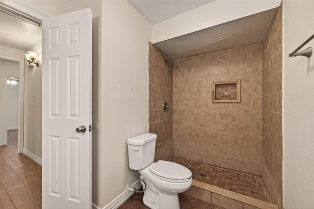 10730 Sagewind Drive, Houston, TX 77089