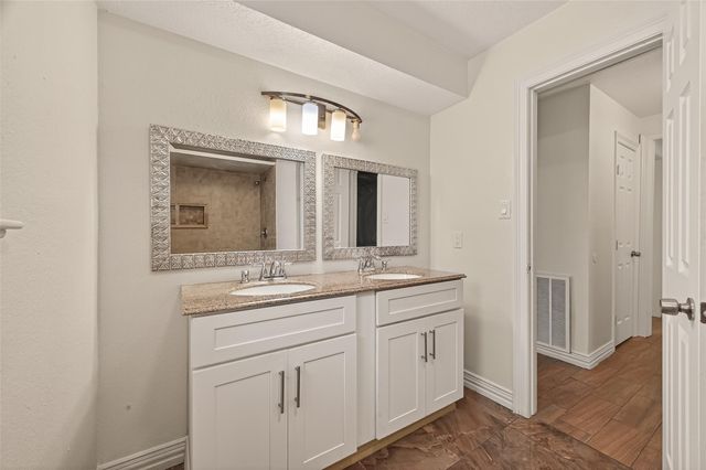 10730 Sagewind Drive, Houston, TX 77089