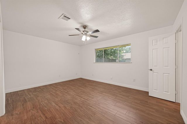 10730 Sagewind Drive, Houston, TX 77089