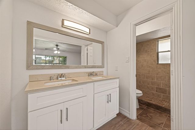 10730 Sagewind Drive, Houston, TX 77089