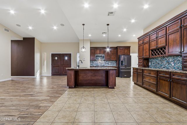 2634 W OHARA Road, Anthony, NM 88021