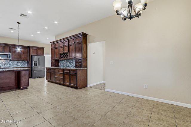 2634 W OHARA Road, Anthony, NM 88021