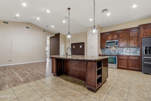 2634 W OHARA Road, Anthony, NM 88021